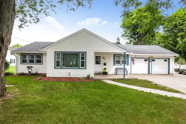 321 N Dewey Ave, Jefferson, WI 53549
