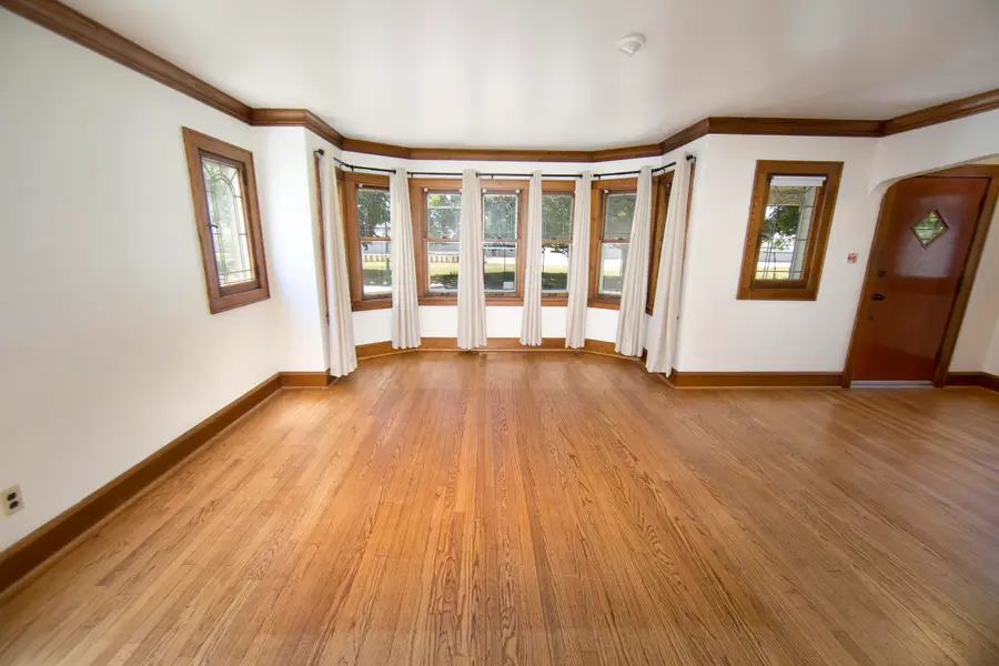 936 S 77th St, West Allis, WI 53214 - #3