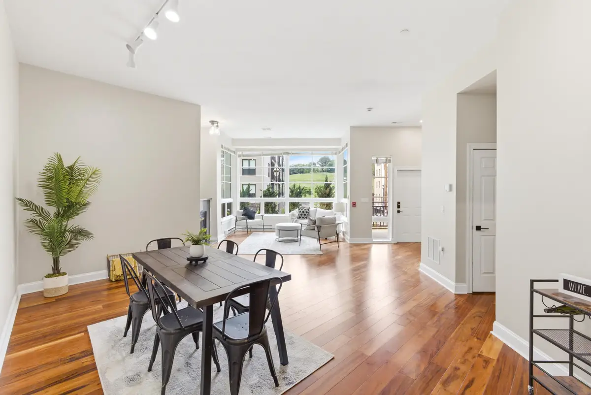 1888 N Water St, Milwaukee, WI 53202 - #1