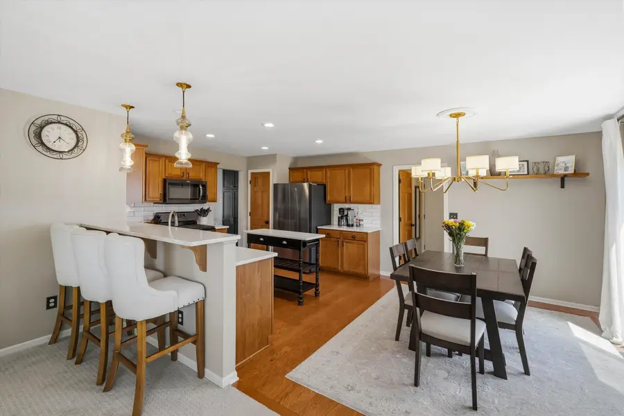1192 Iris Ln, Saukville, WI 53024 - #2