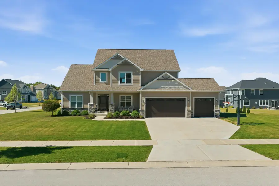 1152 W Sunrise Pass, Oak Creek, WI 53154 - #3