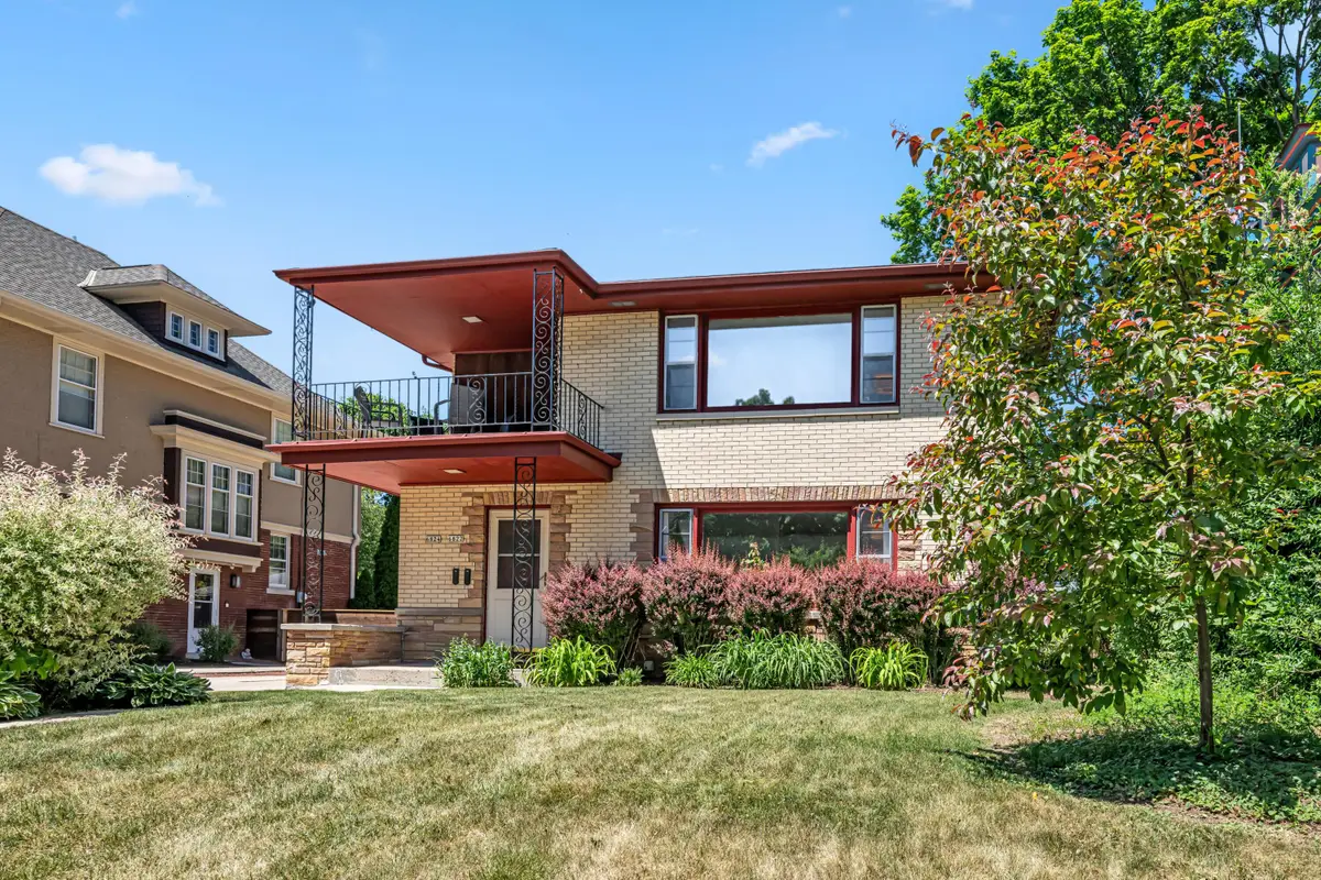 6822 W Wells St, Wauwatosa, WI 53213 - #1