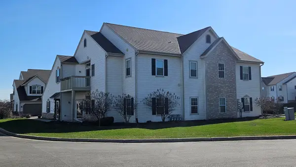 1114 Hastings Ct, Mount Pleasant, WI 53406
