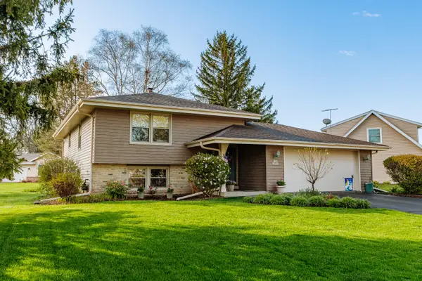 W158N10796 Catskill Ln, Germantown, WI 53022