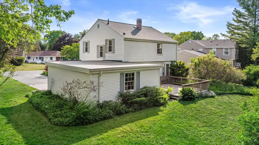6060 N Alberta Ln, Glendale, WI 53217 - #3
