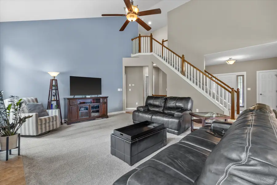 N25W27264 Covingtom Ct, Pewaukee, WI 53072 - #3