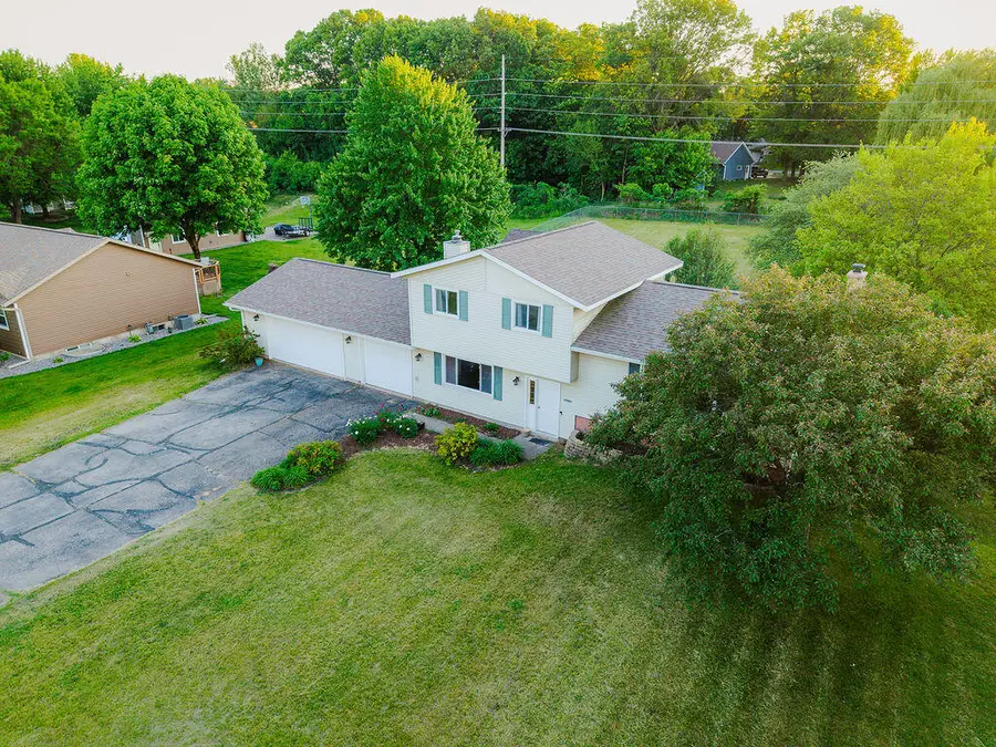 N7051 Bice Ave, Holland, WI 54636 - #3