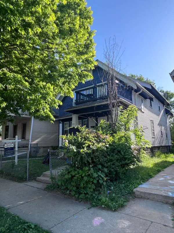 3719 N Vel R Phillips Ave, Milwaukee, WI 53212