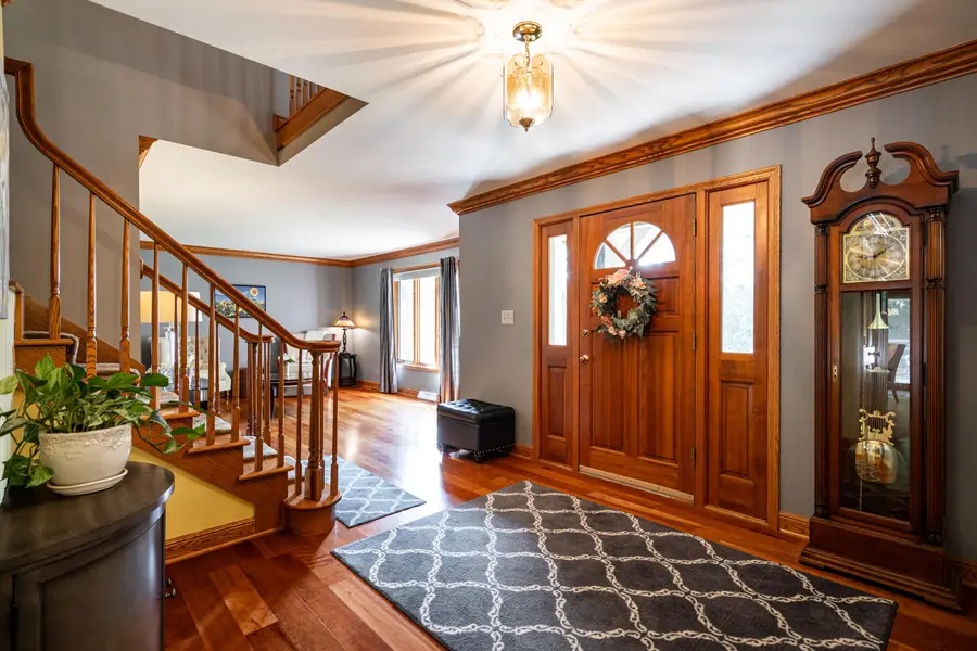 1896 Shady Ln, Grafton, WI 53024 - #2