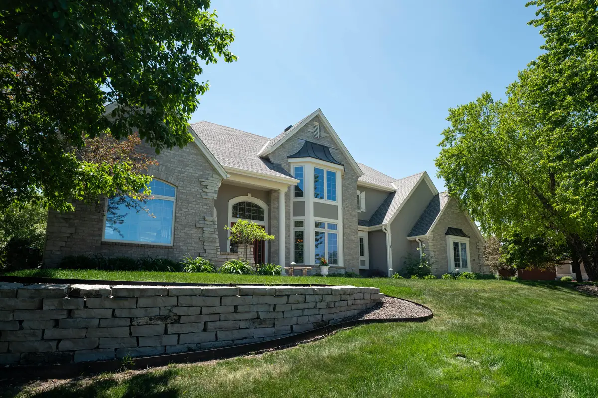 1801 E Juniper Way, Hartland, WI 53029 - #1