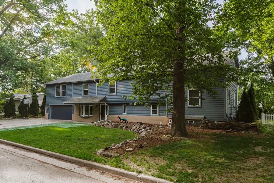 727 E Madison St, Oconomowoc, WI 53066 - #3