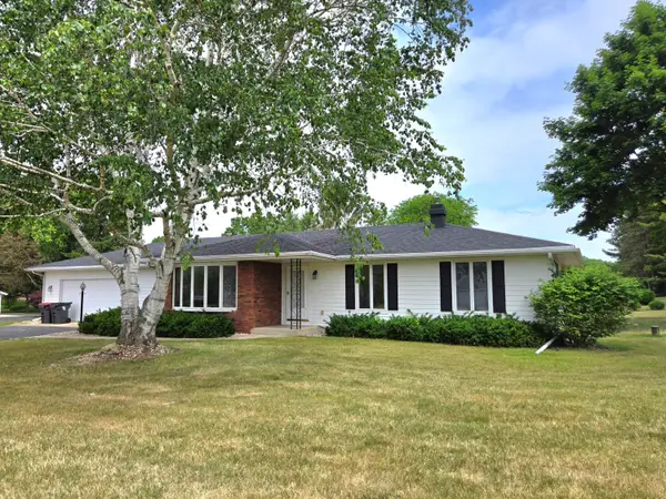 W6330 Eastern Ave, Koshkonong, WI 53538