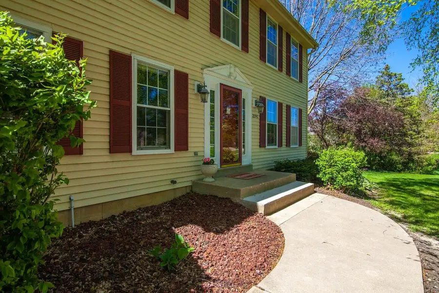 20740 Brook Park Dr, Brookfield, WI 53045 - #2