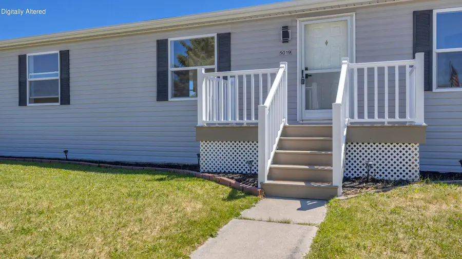 5019 Flagstone Rd, Sheboygan, WI 53083 - #2