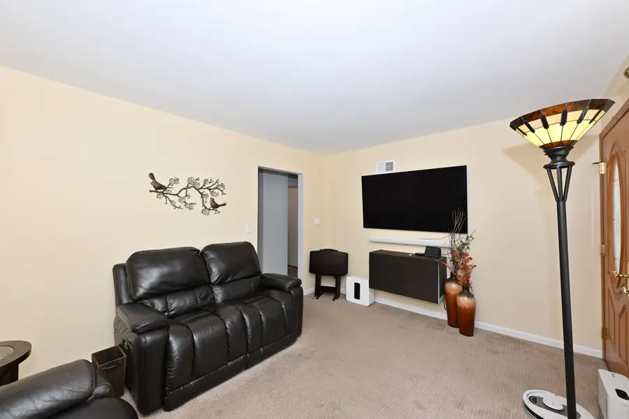 3553 S 1st Pl, Milwaukee, WI 53207 - #2
