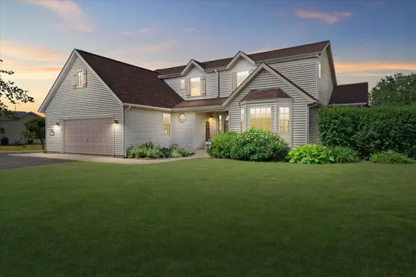 N7101 Lakeshore Ave, Sugar Creek, WI 53121