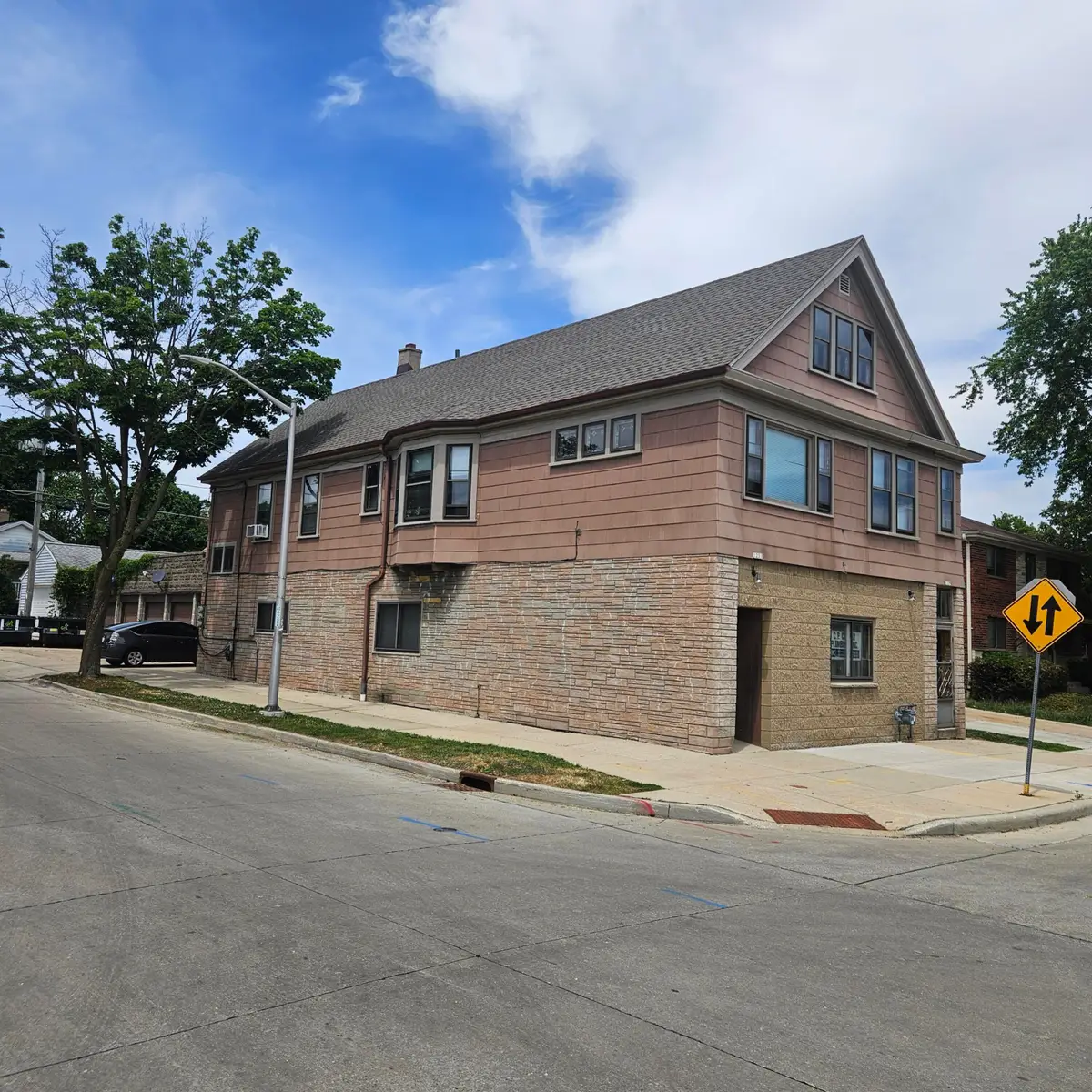 1229 S 62nd St, West Allis, WI 53214 - #1