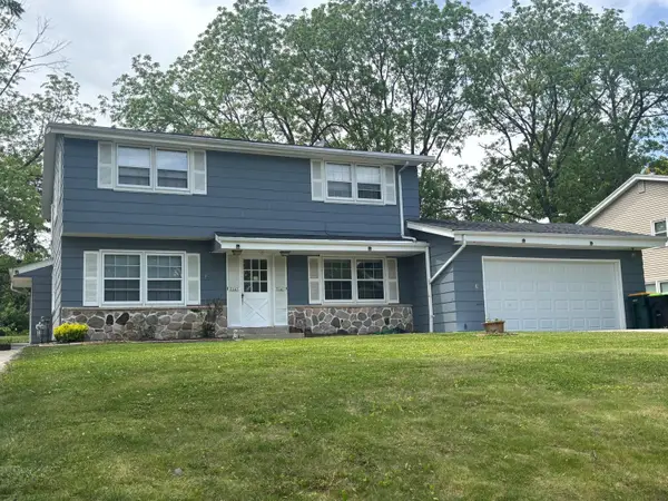 5641 S 104th St, Hales Corners, WI 53130