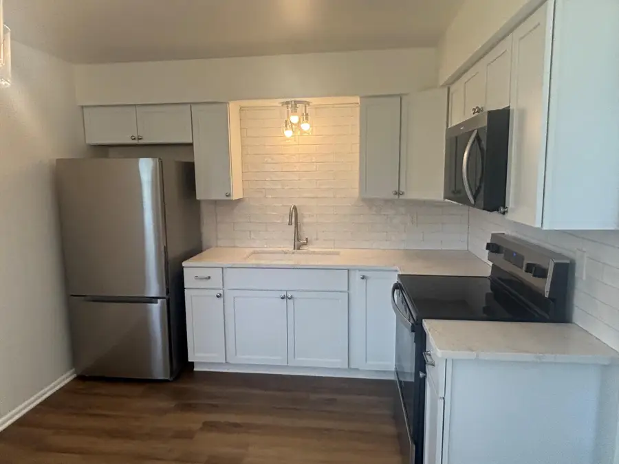 5641 S 104th St, Hales Corners, WI 53130 - #3