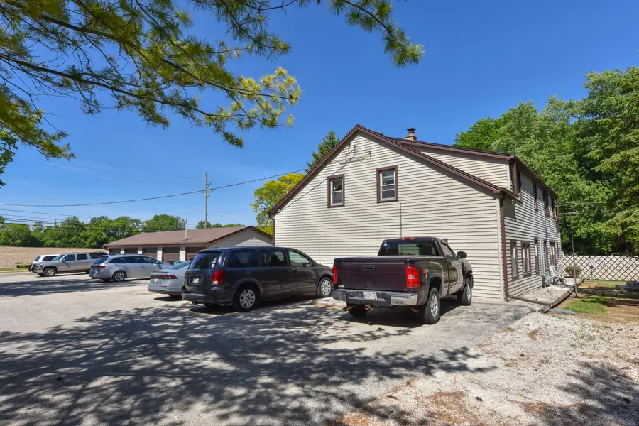 N96W20275 County Line Rd, Menomonee Falls, WI 53051 - #2