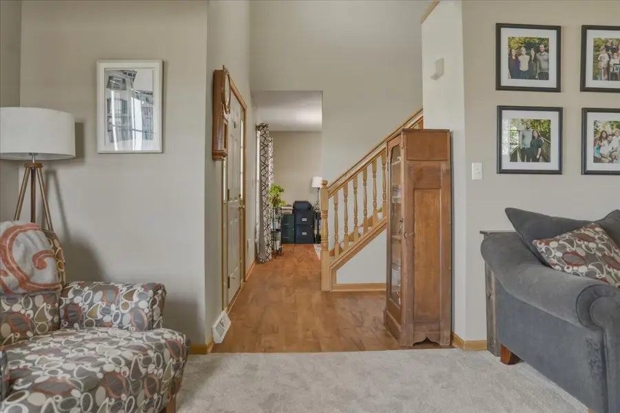 8125 Doe Glen Ct, Mount Pleasant, WI 53406 - #3