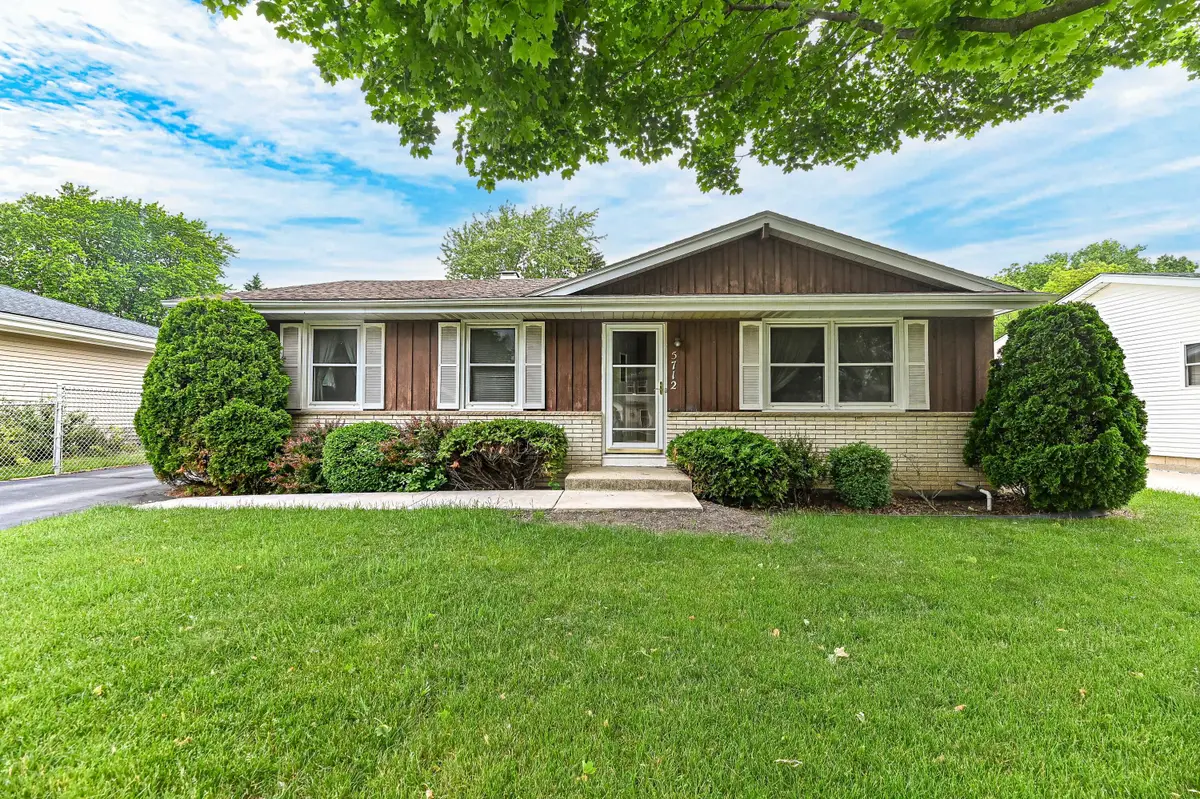 5712 Glenwood Dr, Mount Pleasant, WI 53406 - #1