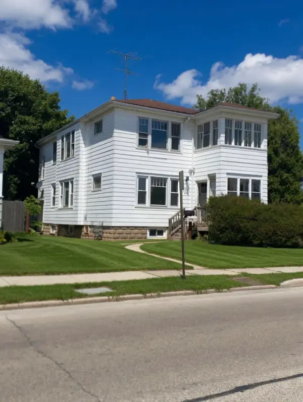 6926 30th Ave, Kenosha, WI 53142