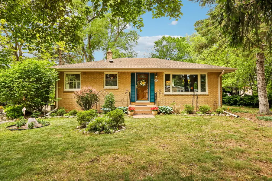 1561 S 169th St, New Berlin, WI 53151 - #2