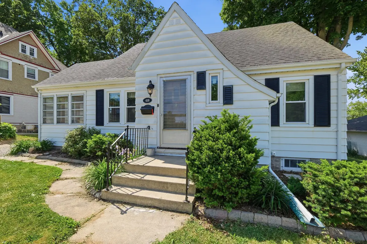 418 E Racine St, Jefferson, WI 53549 - #1