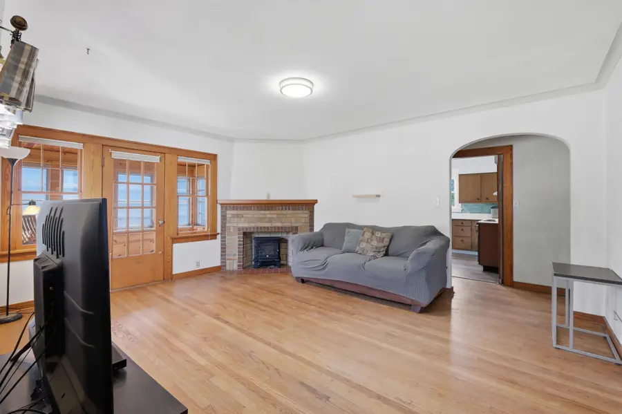 418 E Racine St, Jefferson, WI 53549 - #3