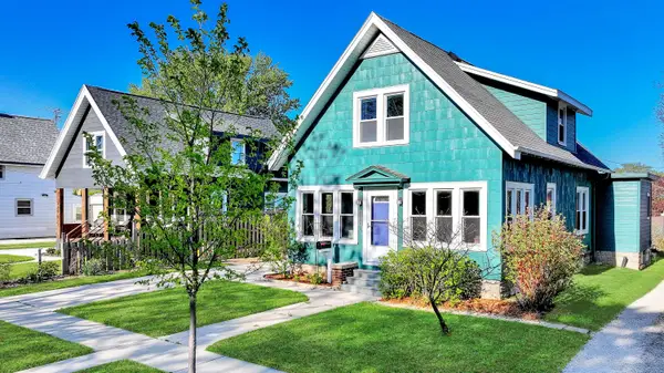 214 S Garfield Ave, Port Washington, WI 53074