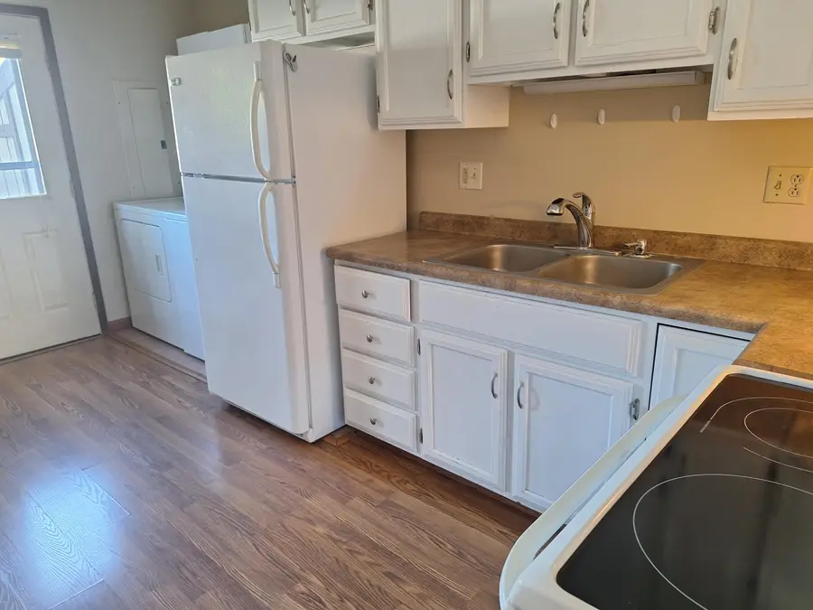 908 12th Ave S, Onalaska, WI 54650 - #3