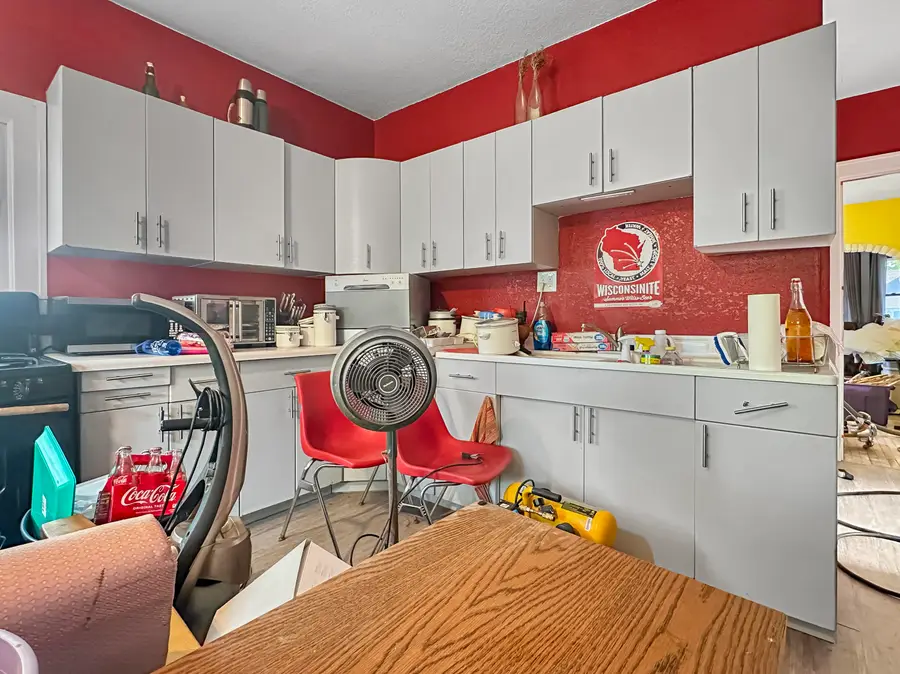 3758 E Layton Ave, Cudahy, WI 53110 - #3