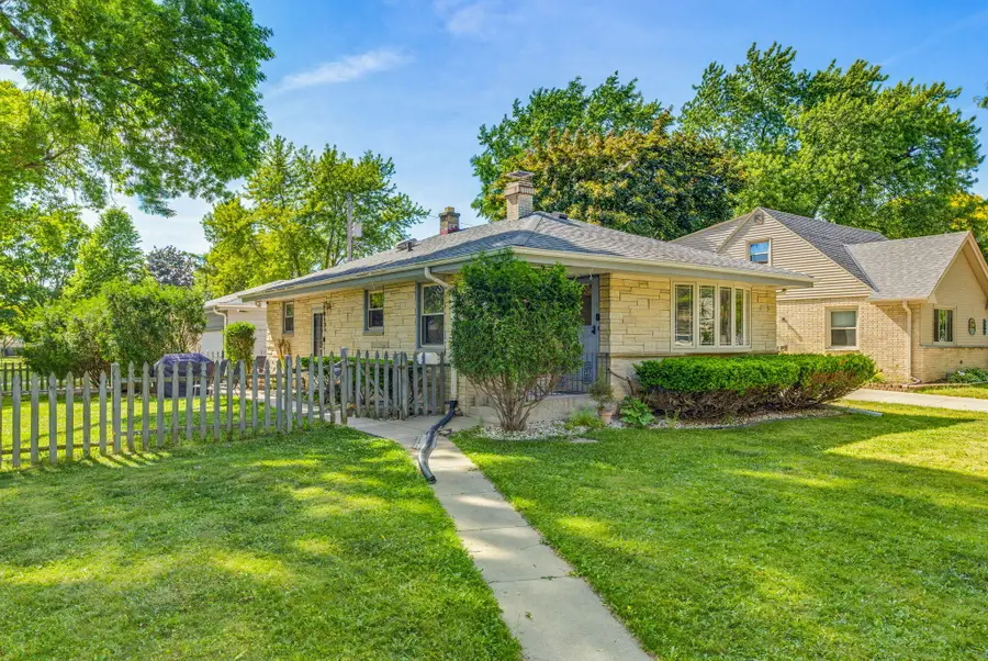2569 S 97th St, West Allis, WI 53227 - #3