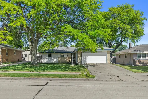 1545 Ostergaard Ave, Racine, WI 53406