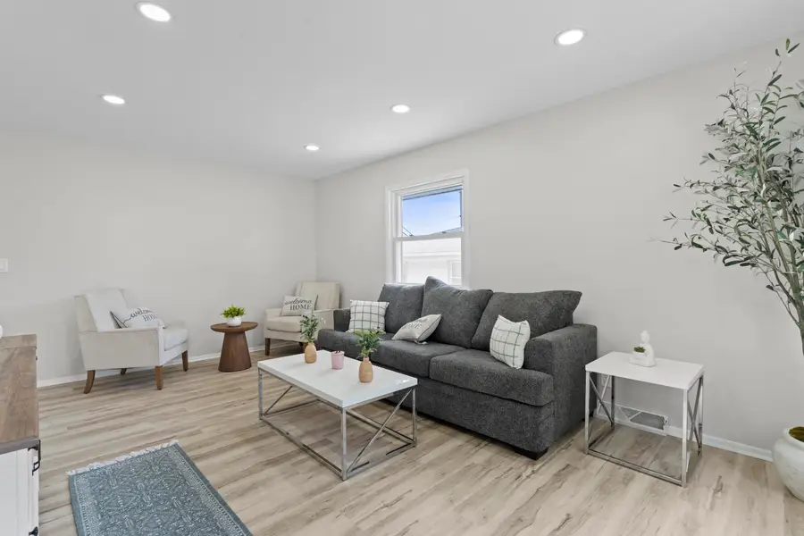 426 S 92nd St, Milwaukee, WI 53214 - #2