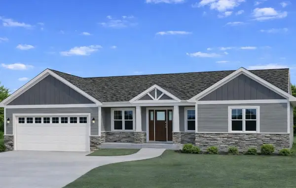 322 Sandstone Dr, Slinger, WI 53086