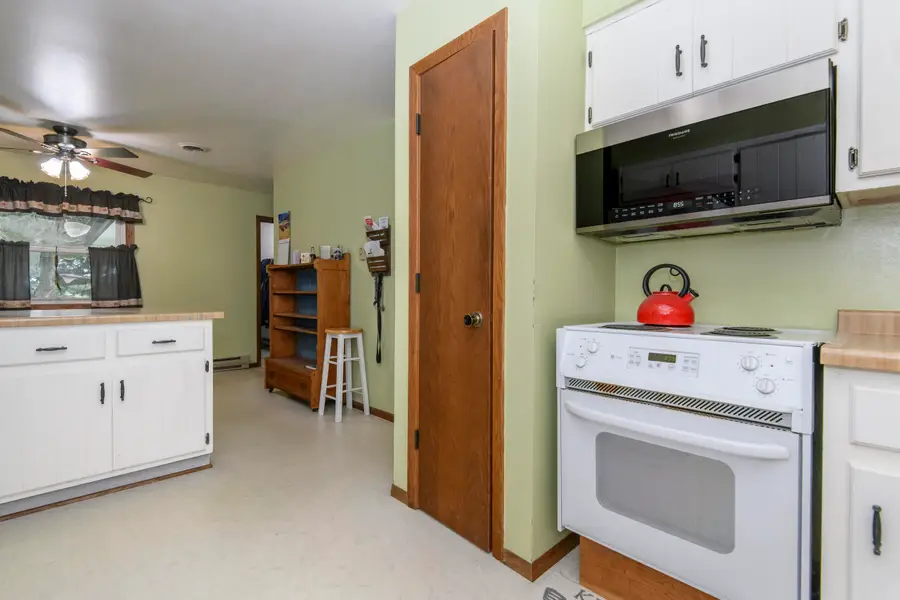 W229 Golden Lake Park Cir, Concord, WI 53066 - #3