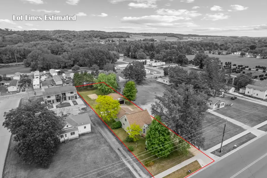 612 E Broadway St, Blair, WI 54616 - #3