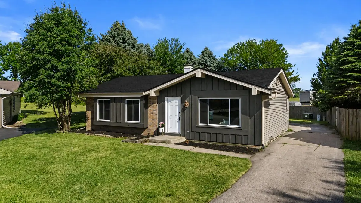 1505 Margrave Ct, Mount Pleasant, WI 53406 - #1