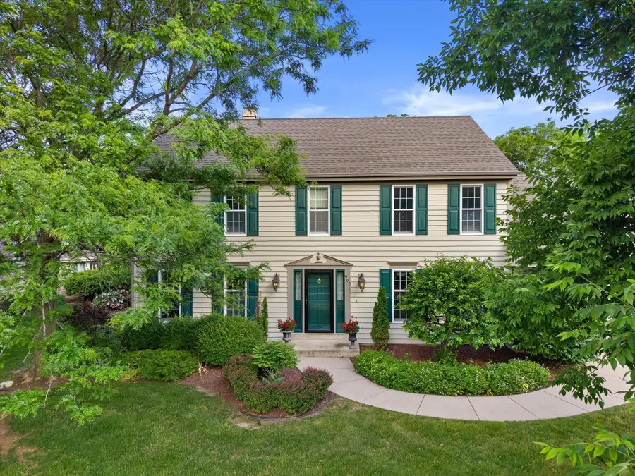 990 S Springdale Rd, Brookfield, WI 53186 - #2