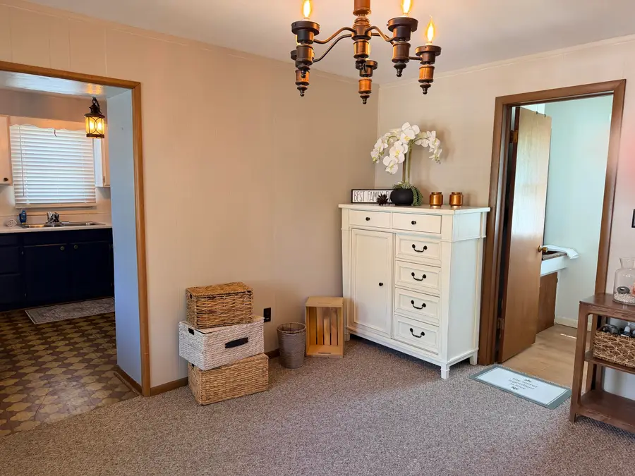 609 E South St, Beaver Dam, WI 53916 - #2