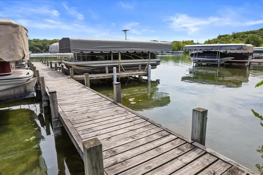 1542 3rd St, Delafield, WI 53018 - #3