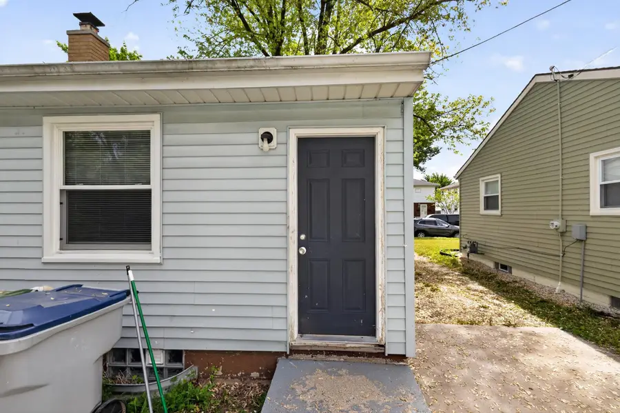 5849 N 62nd St, Milwaukee, WI 53218 - #3