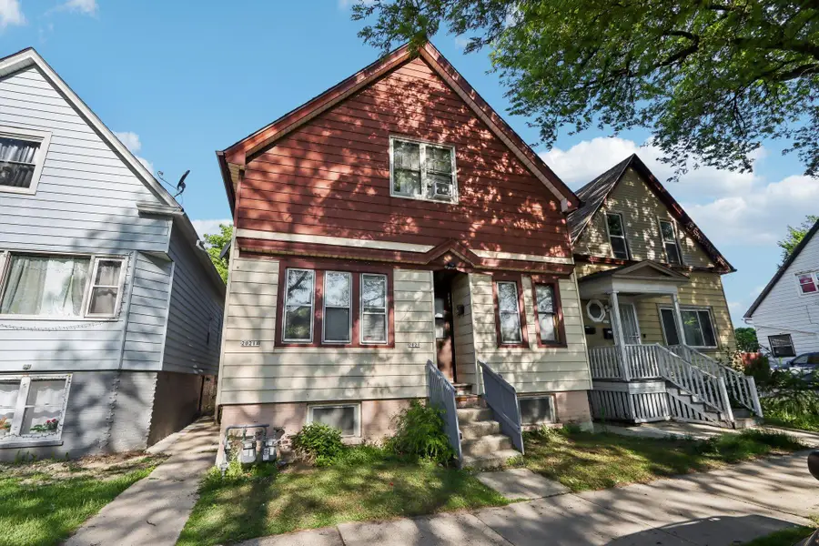 2021 S 25th St, Milwaukee, WI 53204 - #2