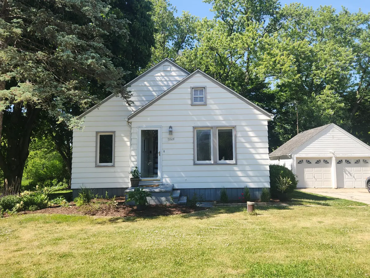 9328 County Road K, Franksville, WI 53126 - #1