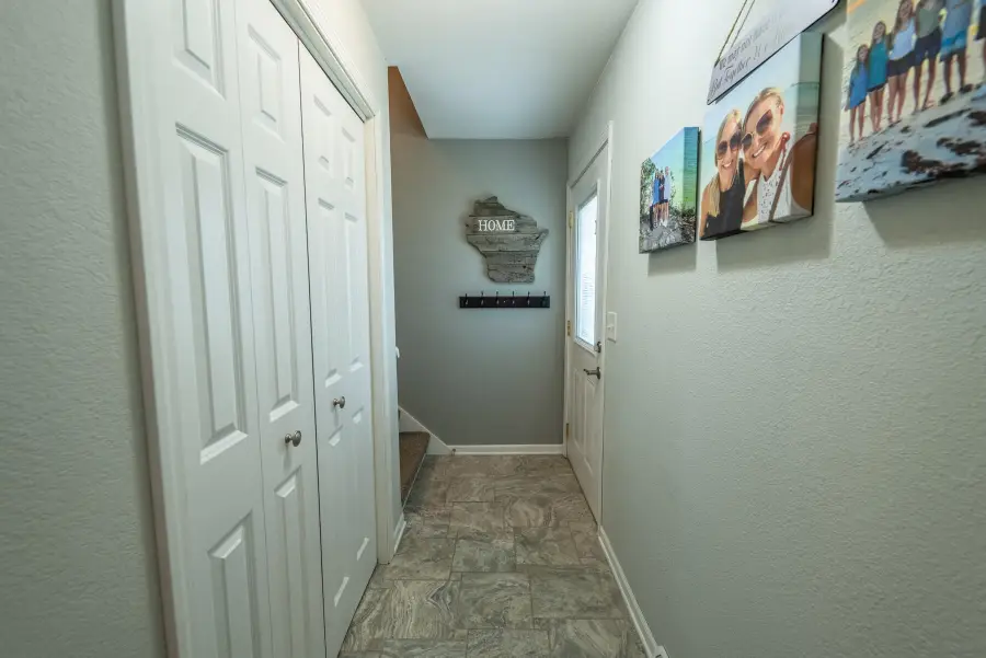 250 Morris St, Pewaukee, WI 53072 - #3