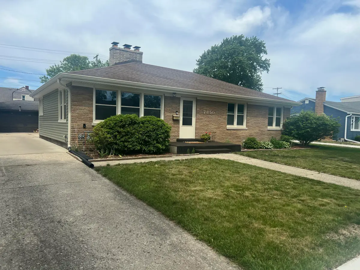 7850 21st Ave, Kenosha, WI 53143 - #1