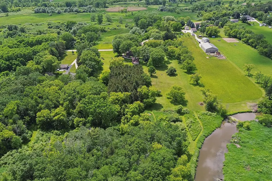 9461 River Rd, Pleasant Prairie, WI 53158 - #2