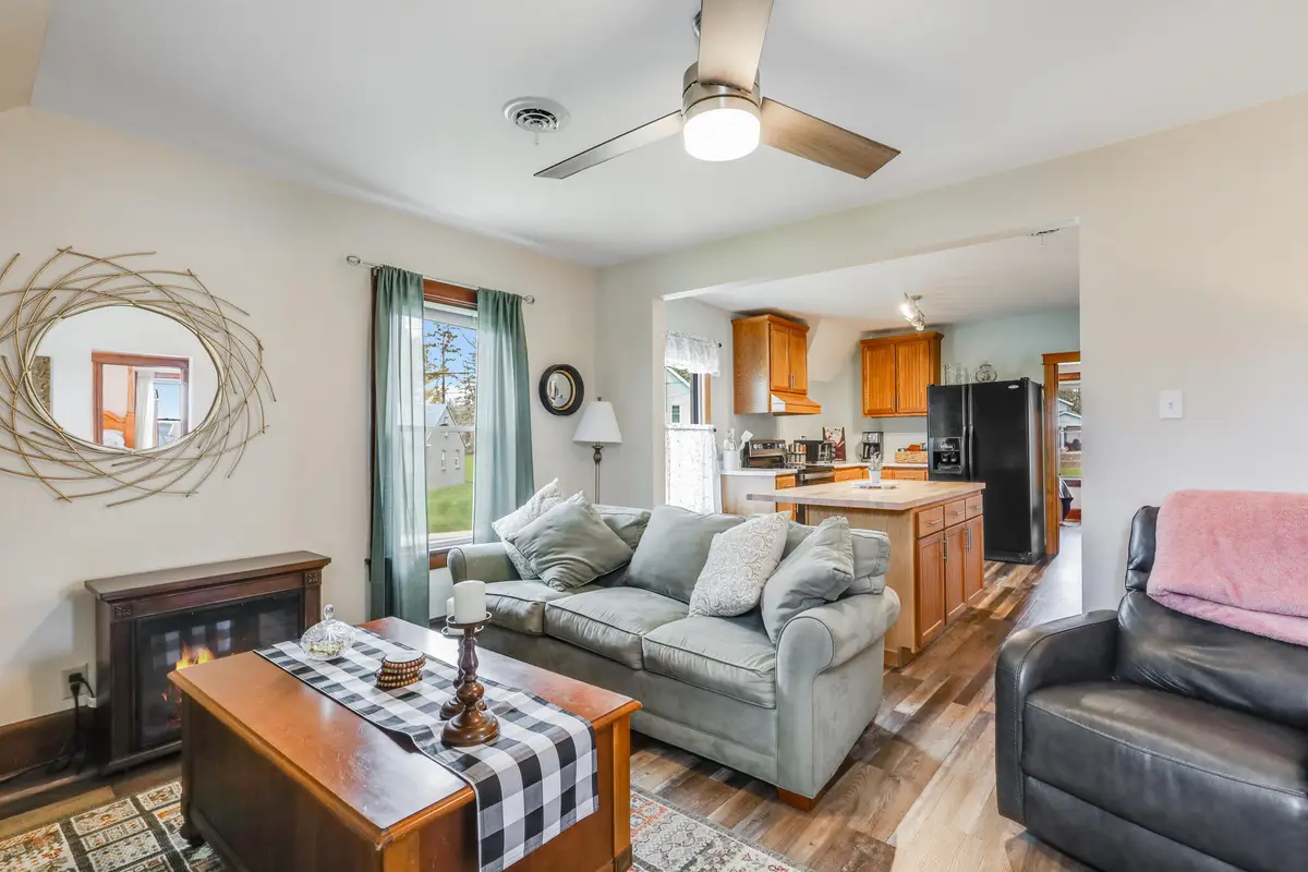 211 E Main St, Mishicot, WI 54228 - #1
